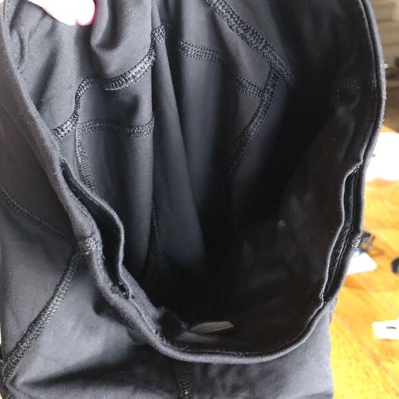 Lululemon Black Multi-Pocket Ankle Leggings - 4 - Picture 11 of 13